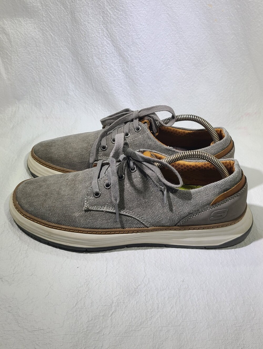 Mens Skechers Moreno-Ederson Casual Shoes Size: 10.5 Color: Taupe